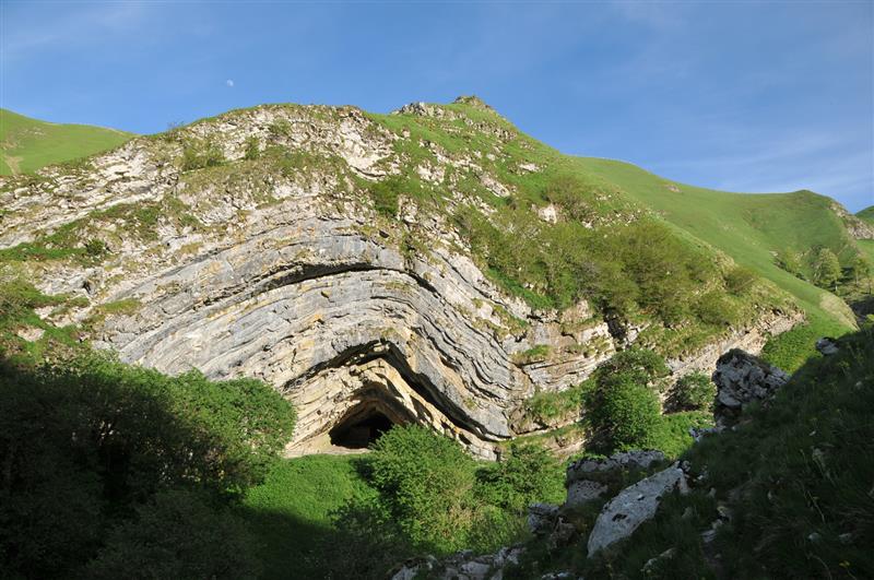 La grotte d'Harpea