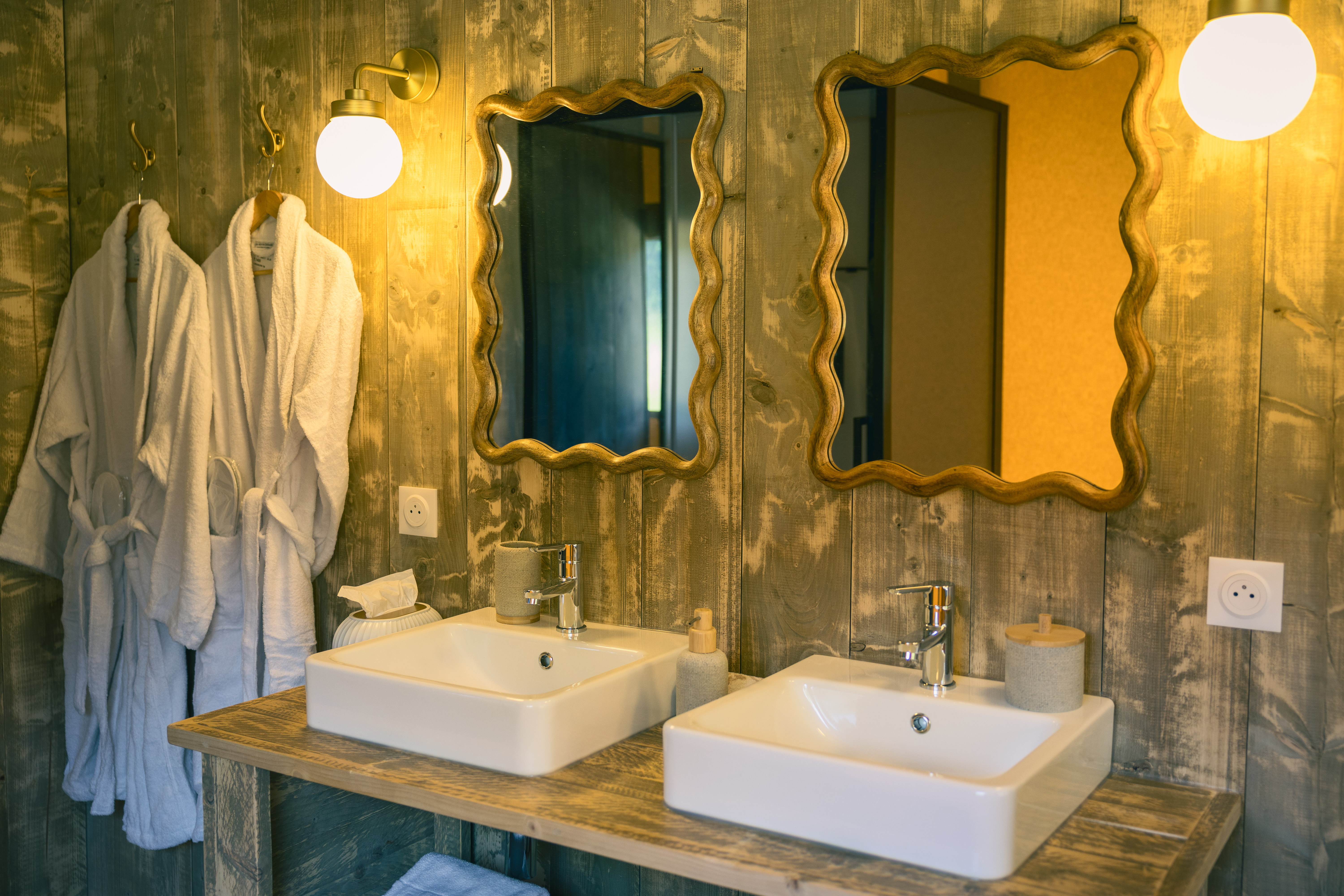 Lodge Divine - You & Me Glamping, Moncontour