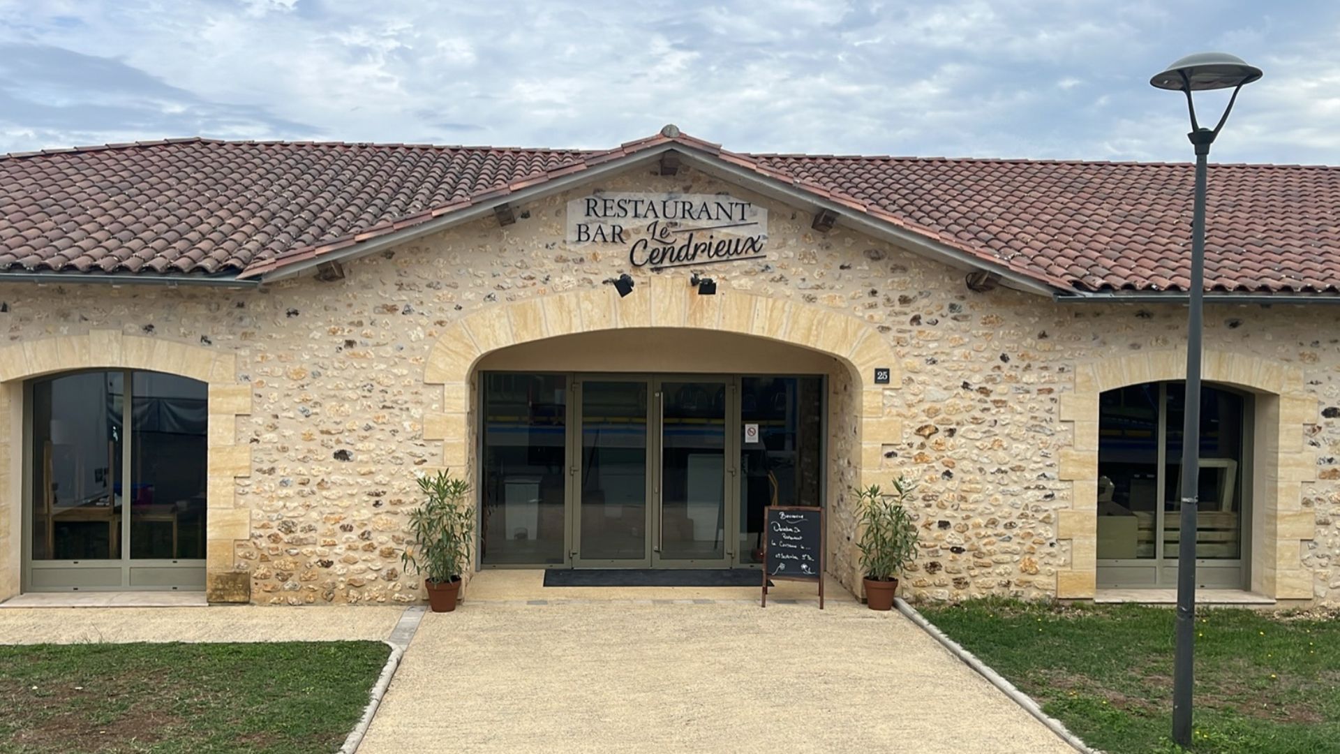 Restaurant bar Le Cendrieux