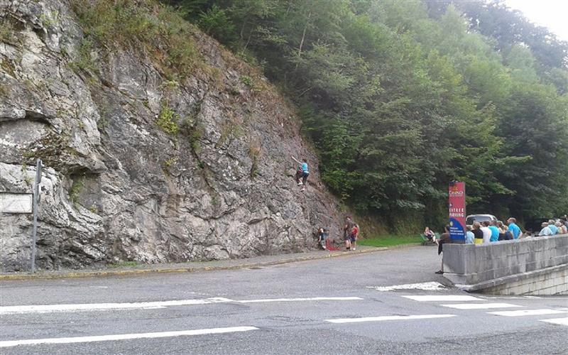 Rocher Ecole d'Eaux-Bonnes