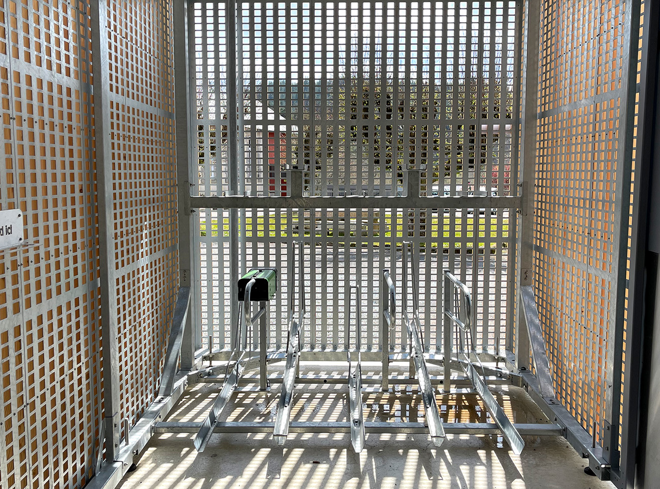 Recharge VAE — photo 2