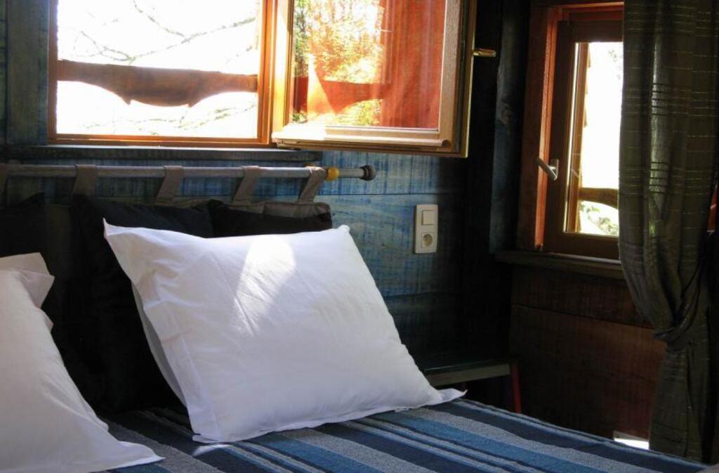 Les Cabanes du Tertre : 2, Urval - photo 5