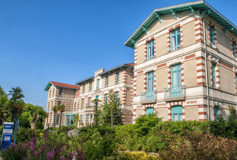 Villa Régina — Hébergements collectifs à Bassin d'Arcachon