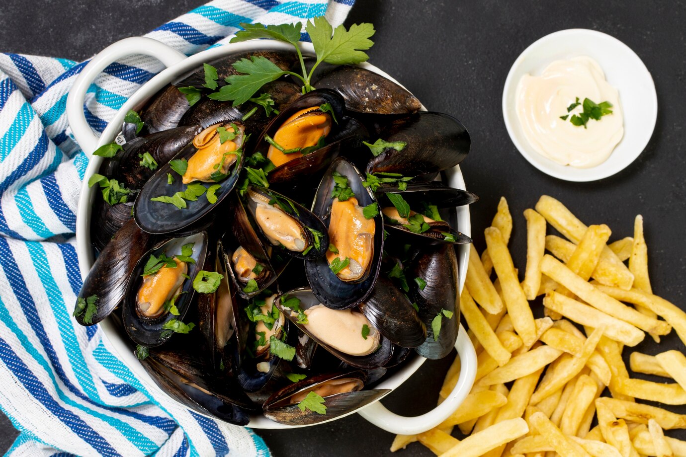 Repas moules frites — visuel événement