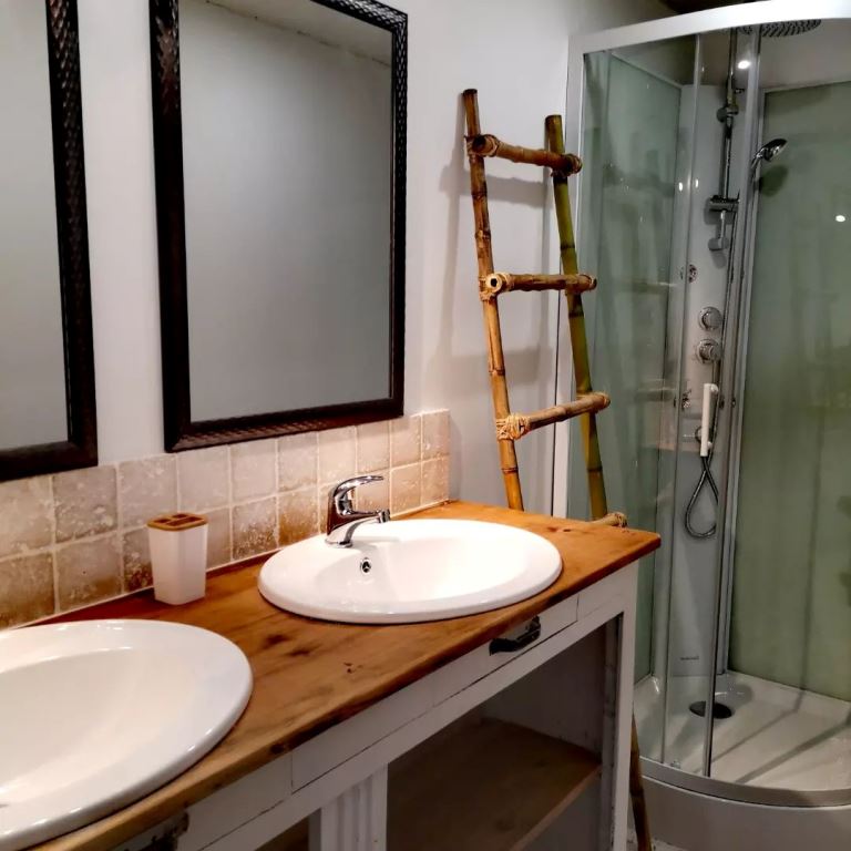 Les Trois Jolies, Maylis