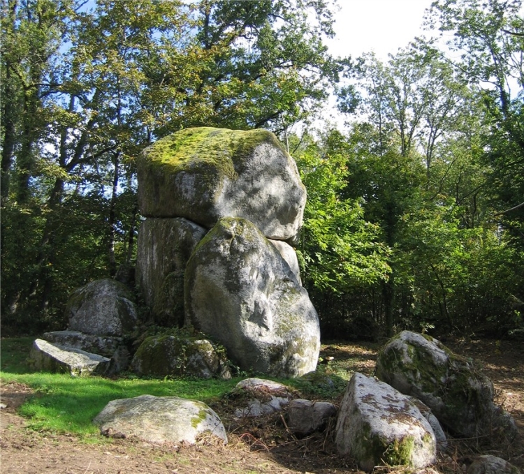 Roche Eiside, Augignac