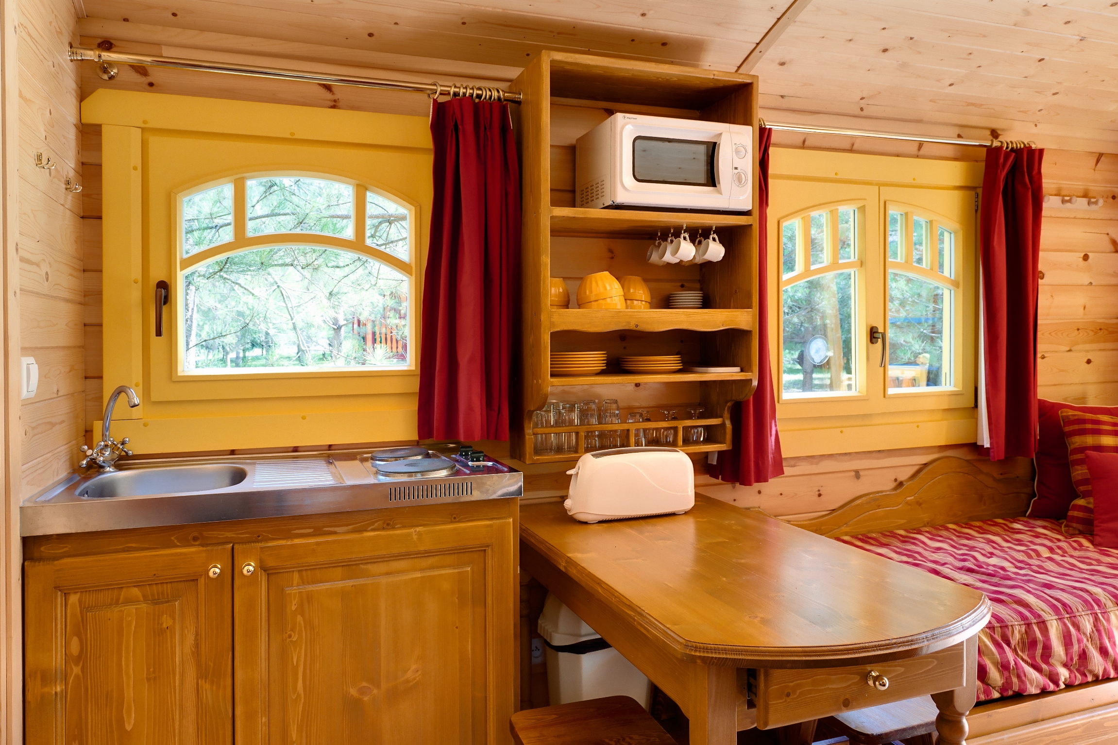 Roulottes du Domaine de Dienné