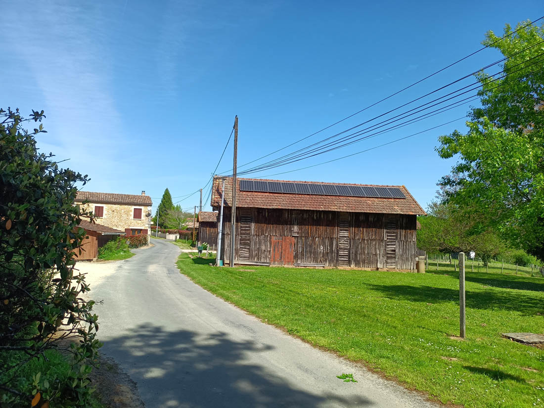 Chemin des Séchoirs à Tabac, Lamonzie-Montastruc - photo 2
