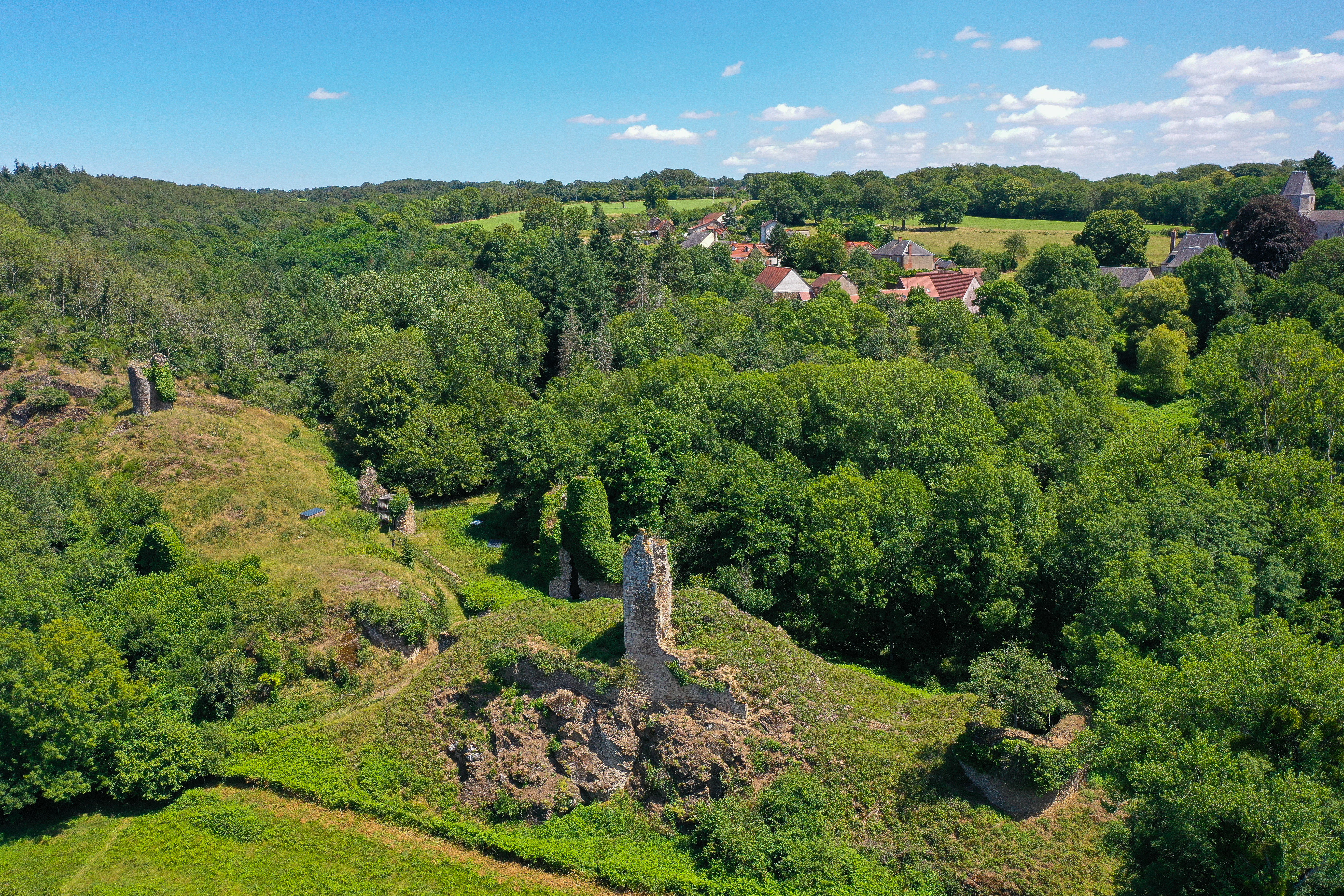 Les Ruines du Château de Malval, Linard-Malval - photo 4