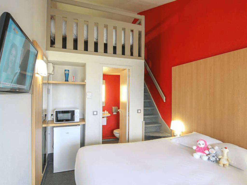 Hôtel Kyriad Direct Poitiers Gare Futuroscope