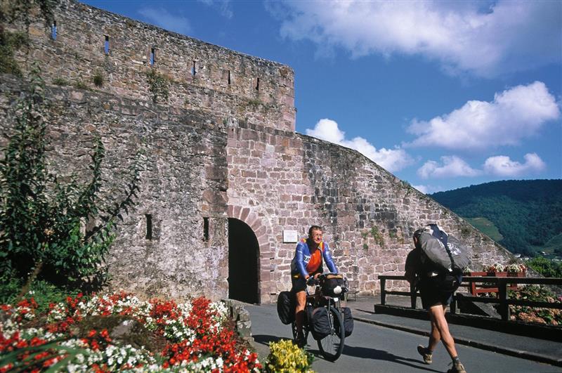 Porte Saint-Jacques à Saint-Jean-Pied-de-Port