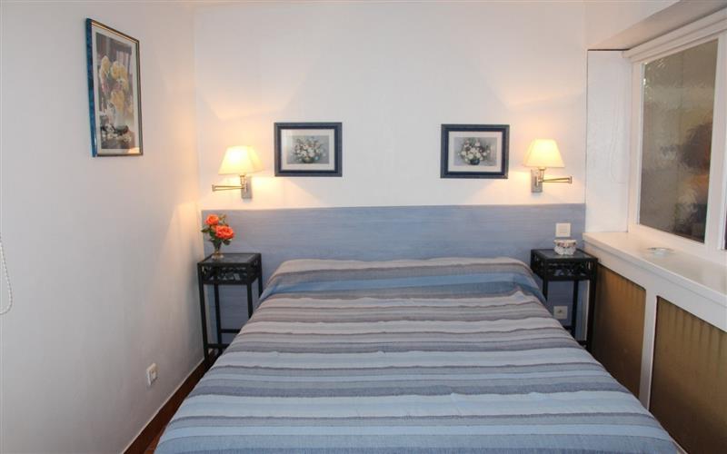 Location 121 Sallaberry 