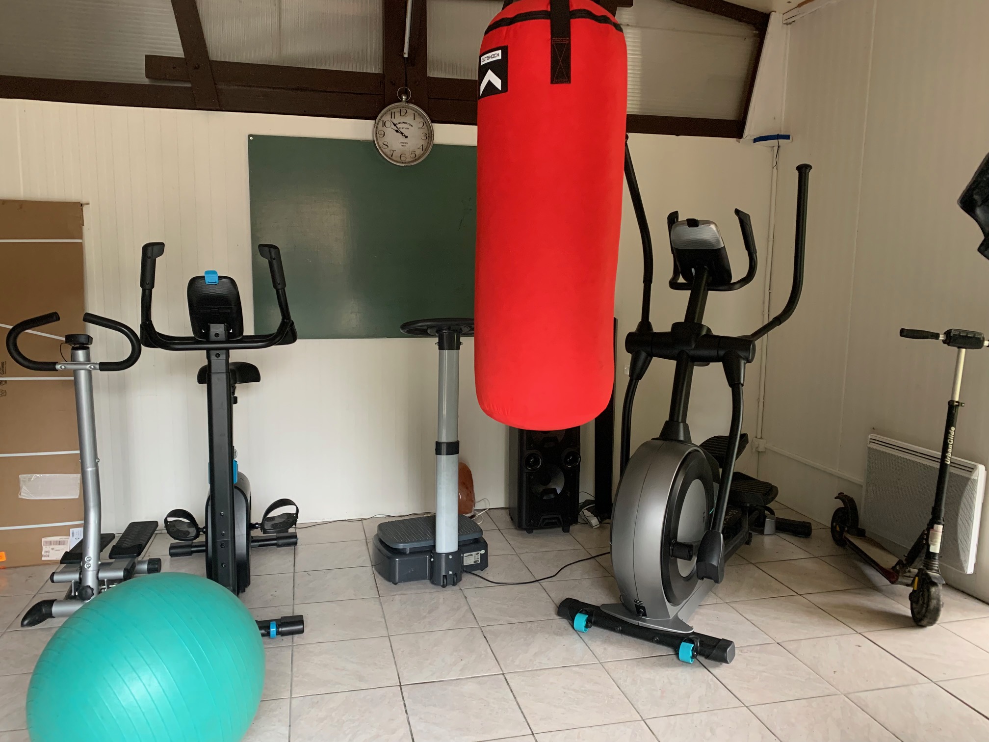 Iroquois, Hinx - photo 8