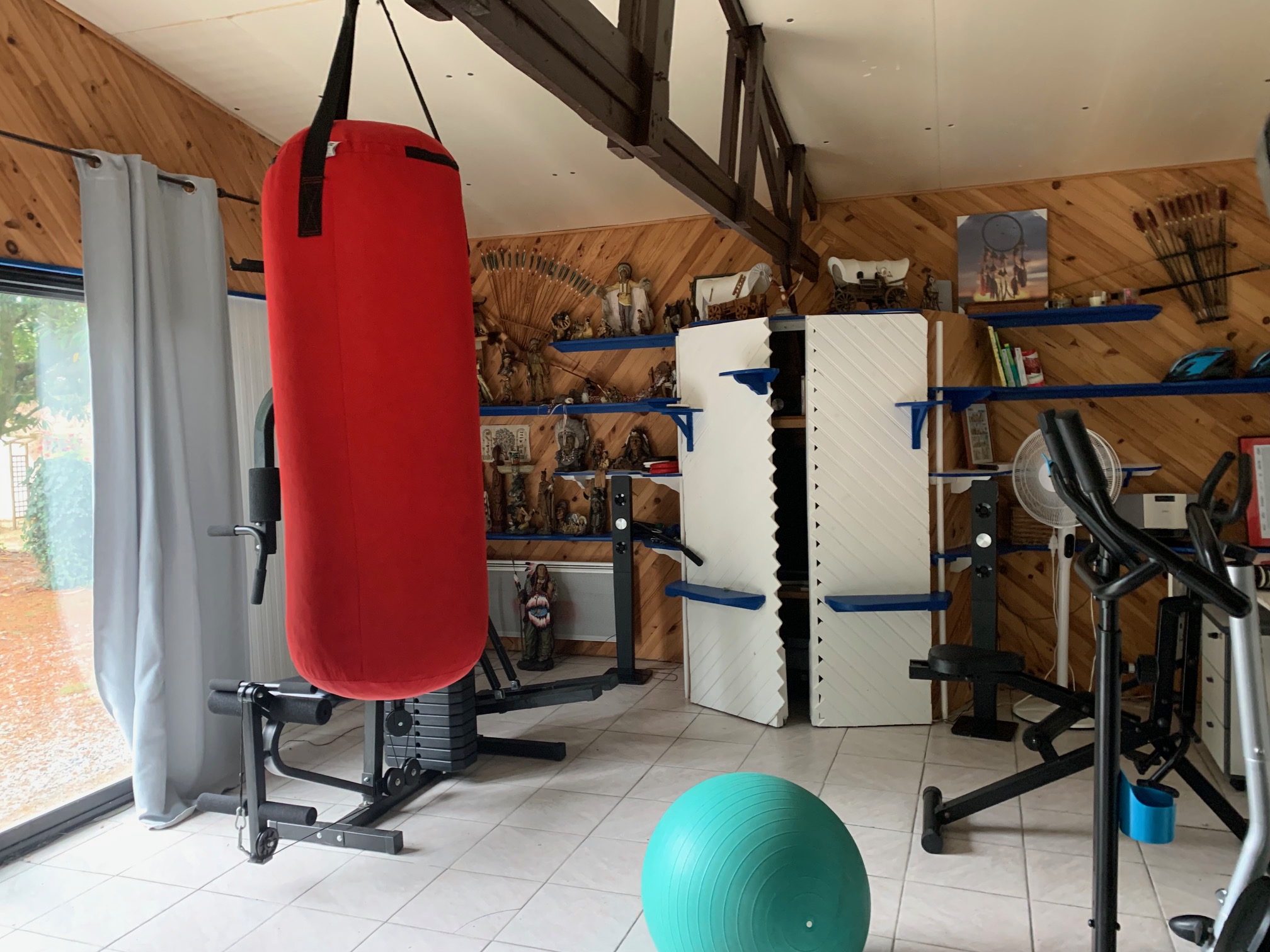 Iroquois, Hinx - photo 6