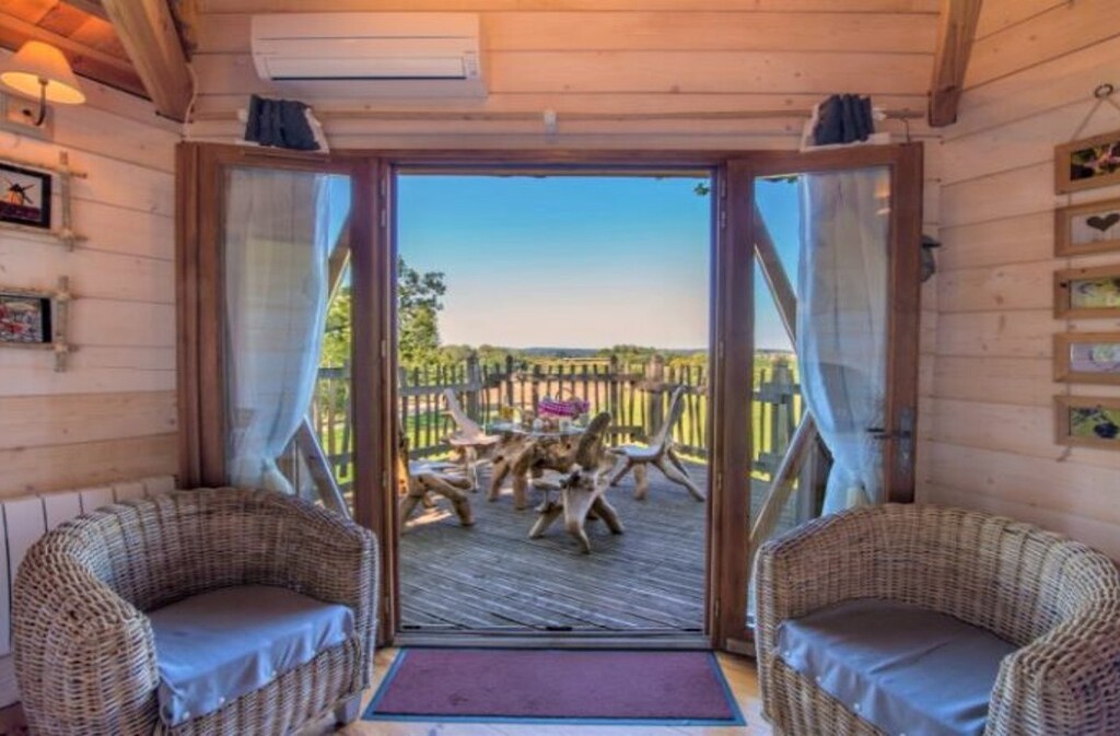 Cabanes perchées dans les arbres, Capdrot