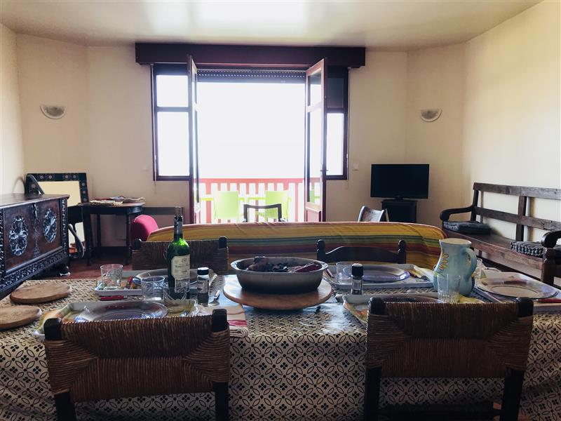 Monsieur VERGNETTE, T3 pour 6 dans villa, vue panoramique plage