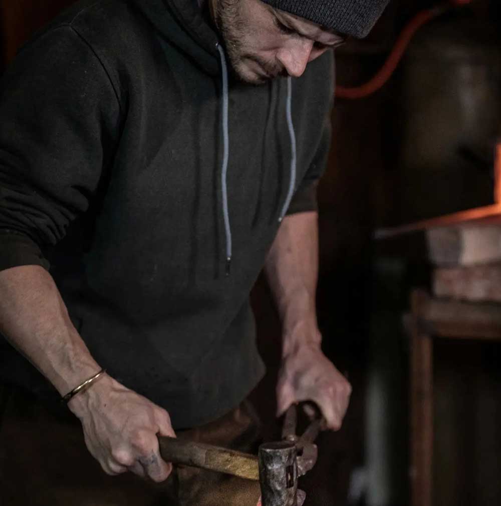 LA FORGE DE GRABA, Valentin Adam