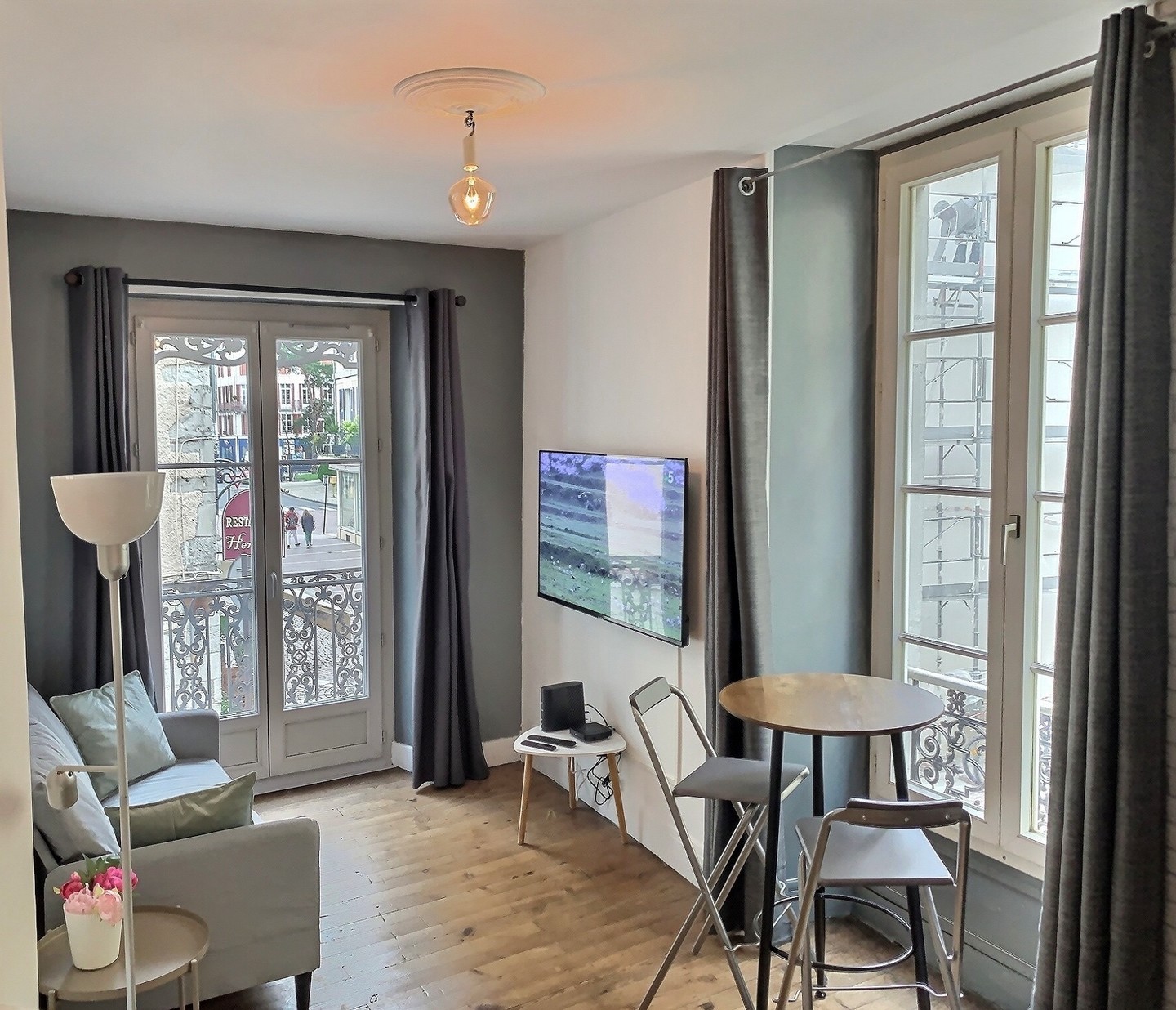 WonderHost henry IV - photo 4