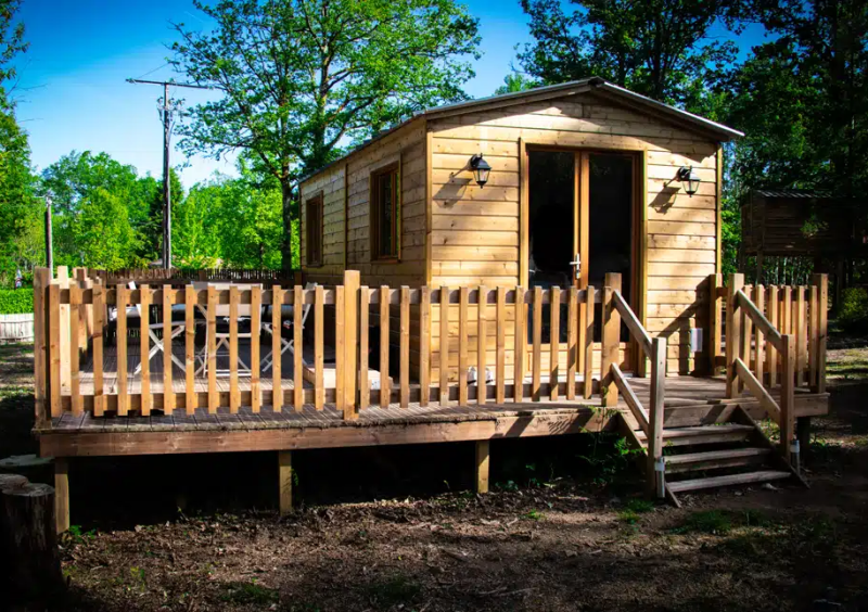 Les Cabanes du Roc - Roulotte insolite