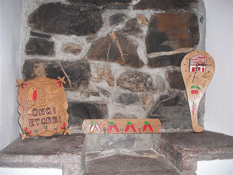 Sculptures sur bois - Annie Alfaro-Ospital