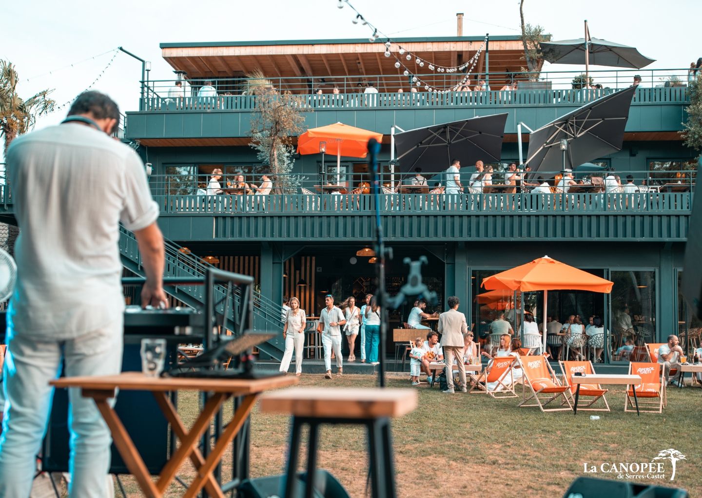 Brunch en musique, à La Canopée
