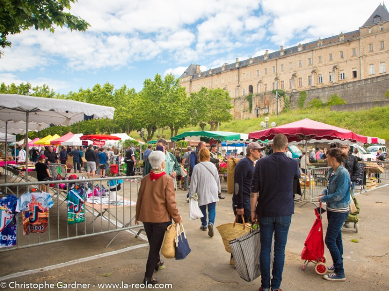 Marché hebdomadaire du samedi matin à La Réole, La Réole - photo 2