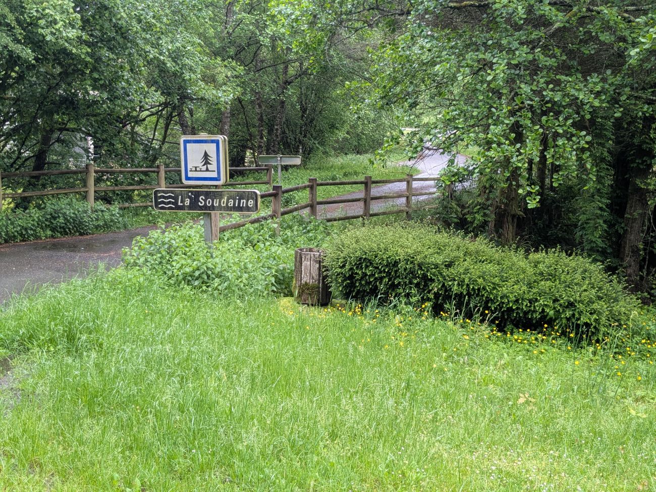 Aire de pique nique du moulin — photo 2