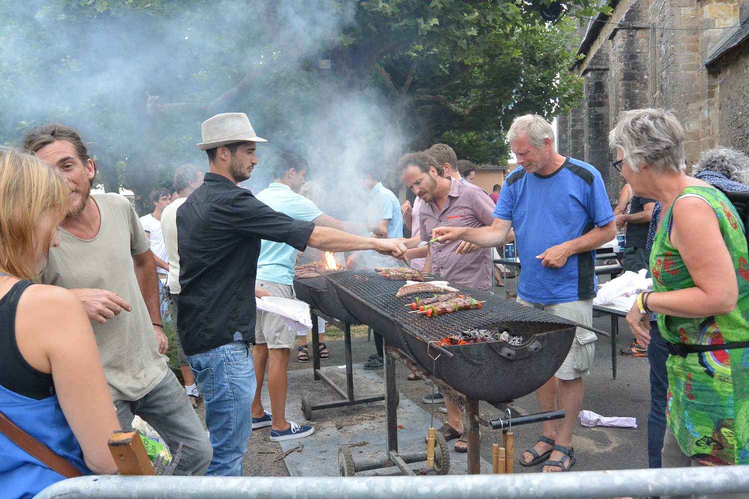 Marché gourmand et musical, Génis