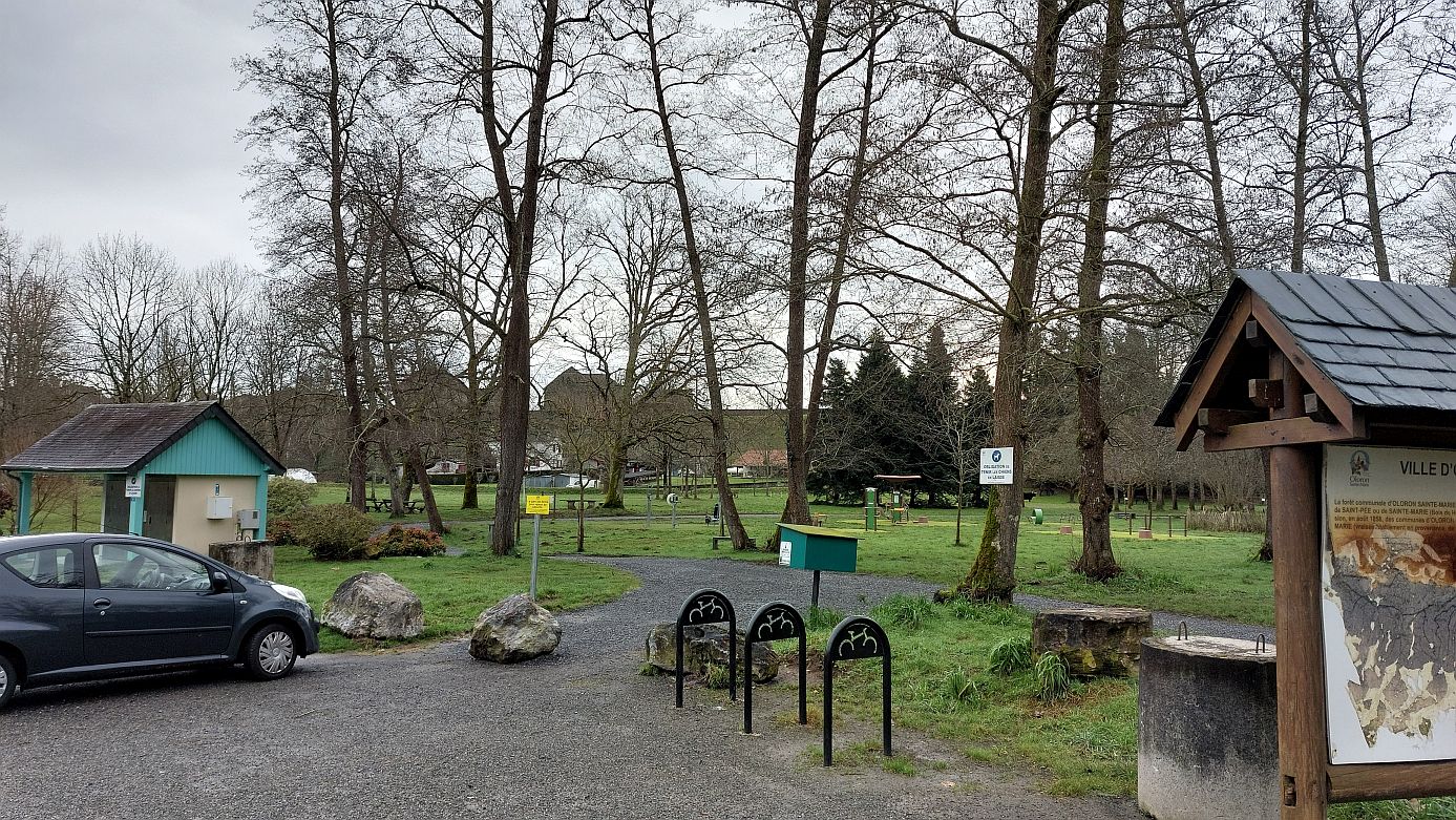 Voie verte - Sur la route de la résidence d’été des évêques d’Oloron — photo 3