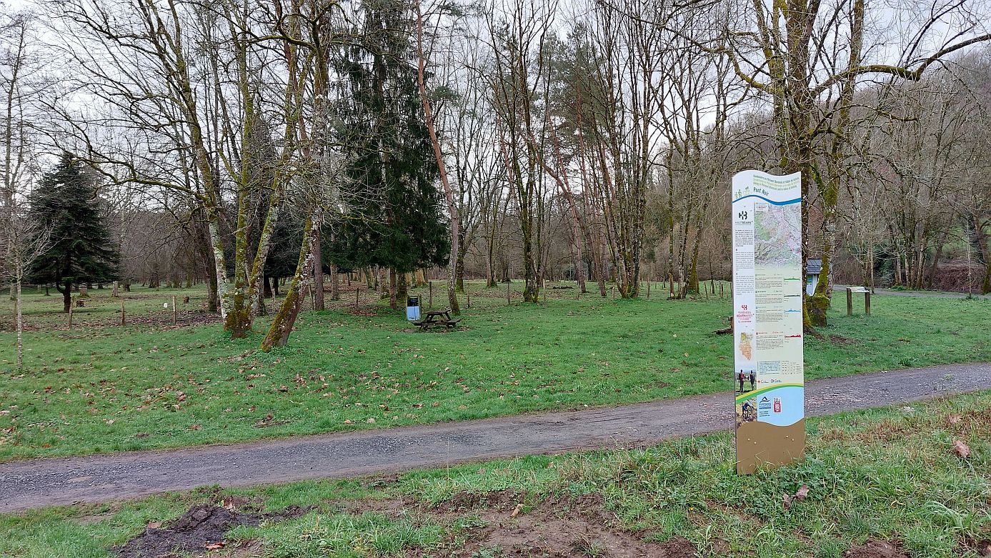 Voie verte - Sur la route de la résidence d’été des évêques d’Oloron