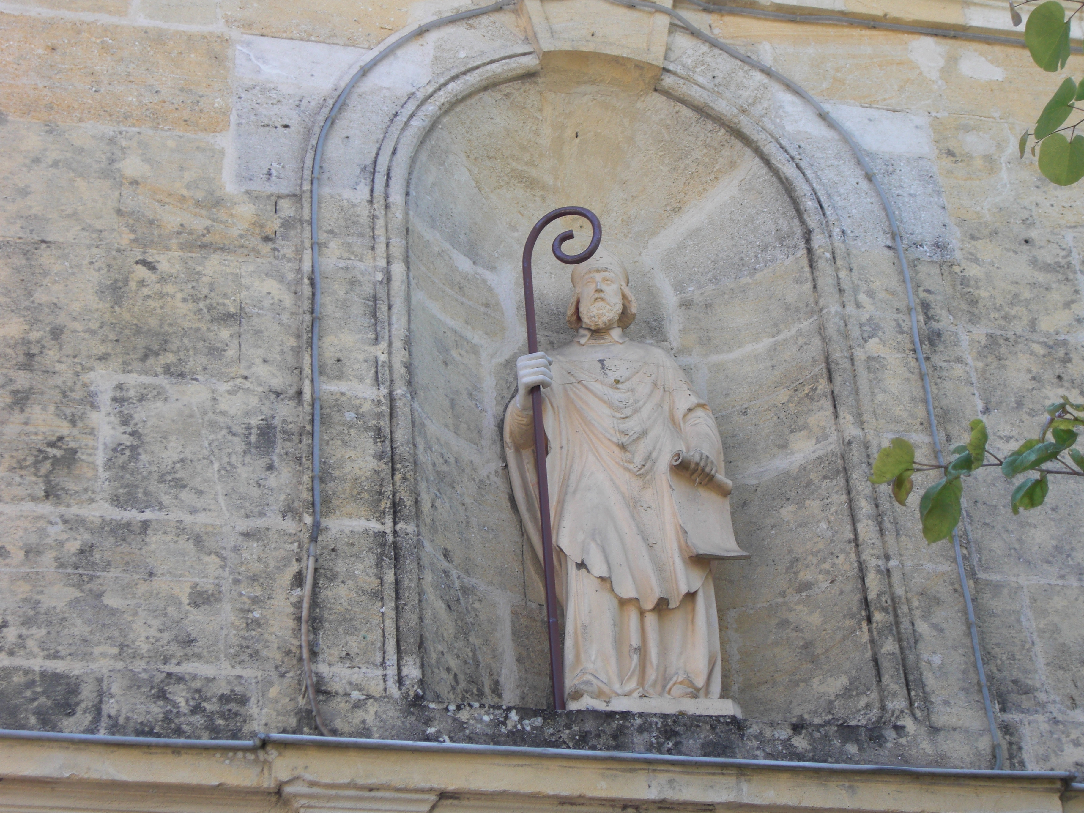 Statue de Saint Médard