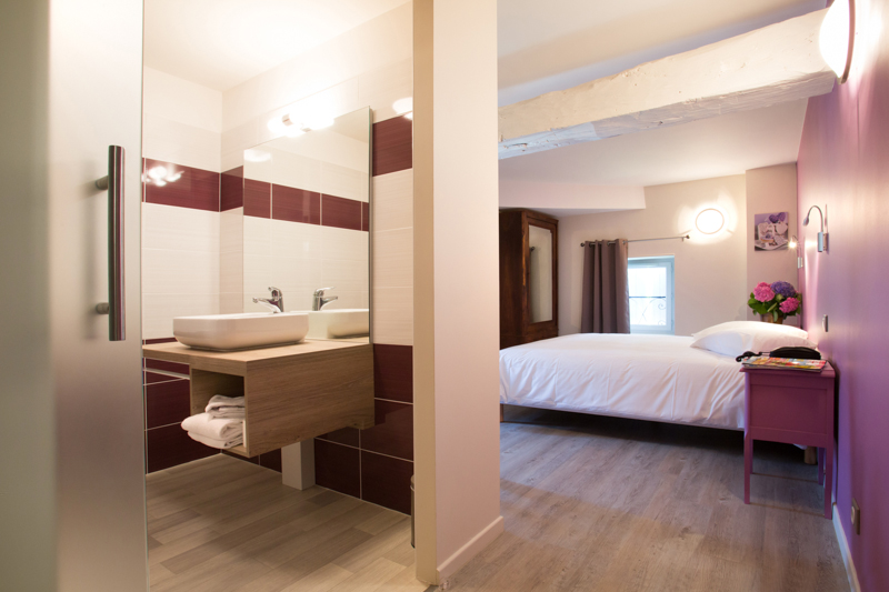 Hôtel Le Sully - photo 2