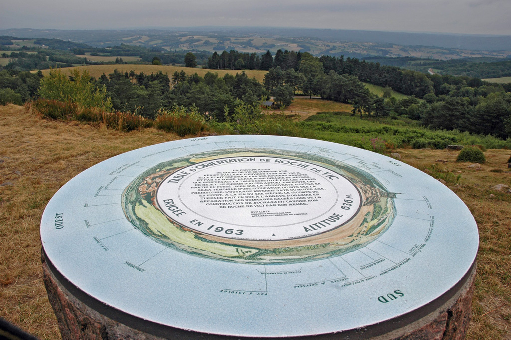 Table d'orientation de Roche de Vic, Albussac - photo 3