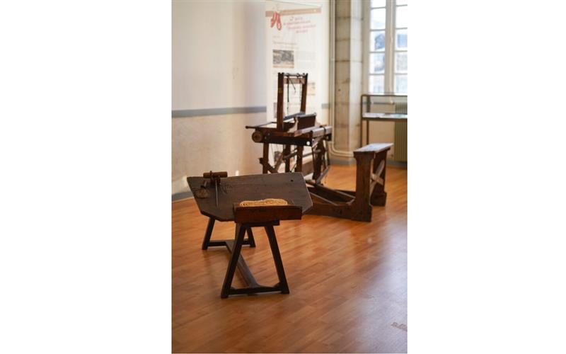Exposition sur l'histoire de l'espadrille
