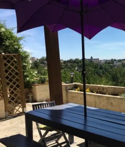 La Maison sur la Colline, Thouars