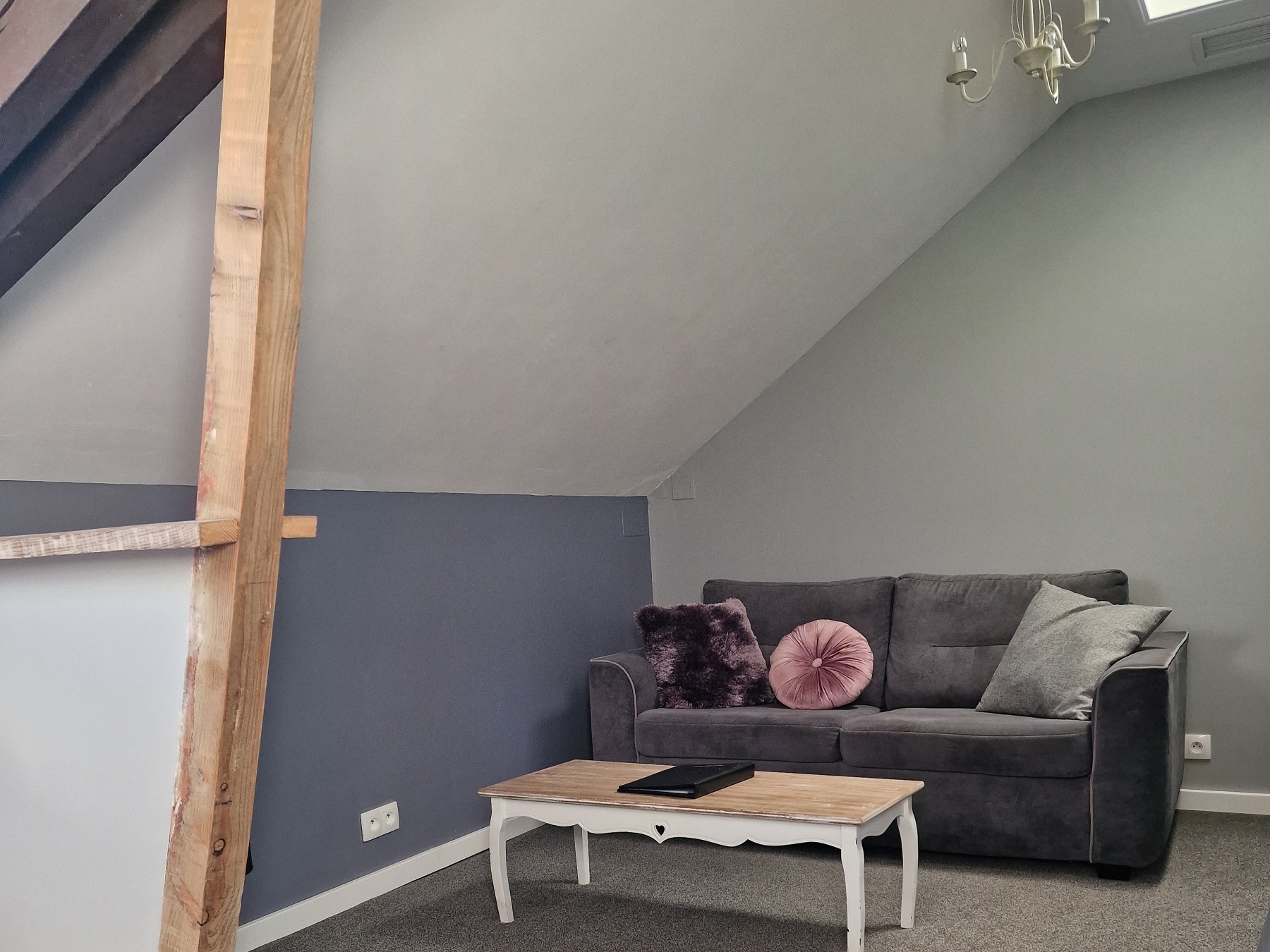 The Alpaca, Chalais - photo 12