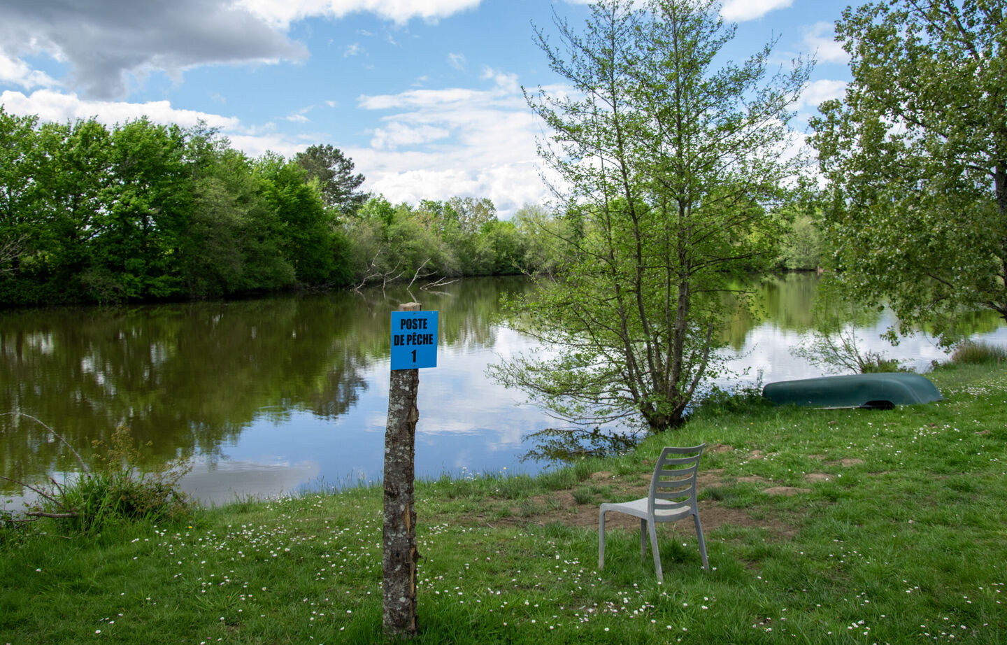 The Lake Beaumont, Beaupouyet - photo 3