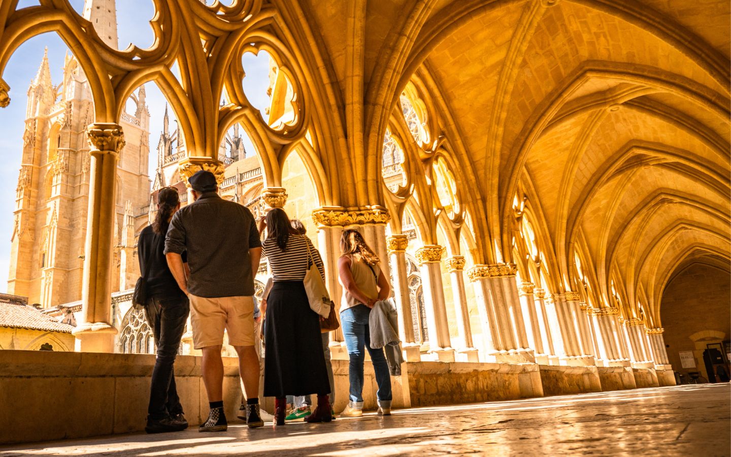 Le cloître de la Cathédrale de Bayonne