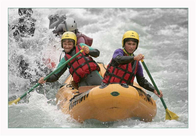 Traqueurs de Vagues - Accompagnateur sports d'eaux vives 