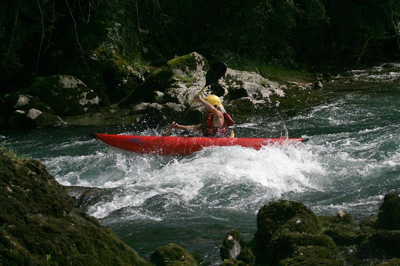Traqueurs de Vagues - Accompagnateur sports d'eaux vives 