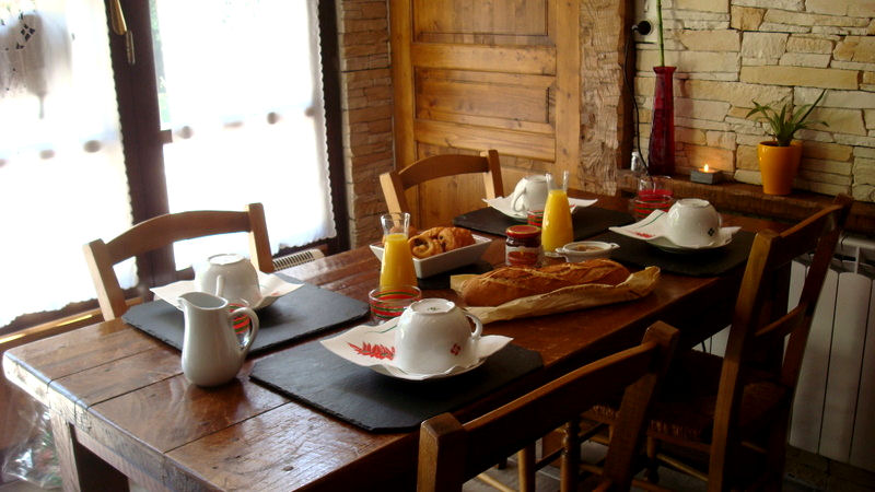 Chez Josette Dupuy