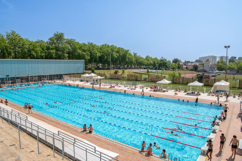 Piscine Municipale de Beaublanc — Zwembaden & Wellness à Haute-Vienne