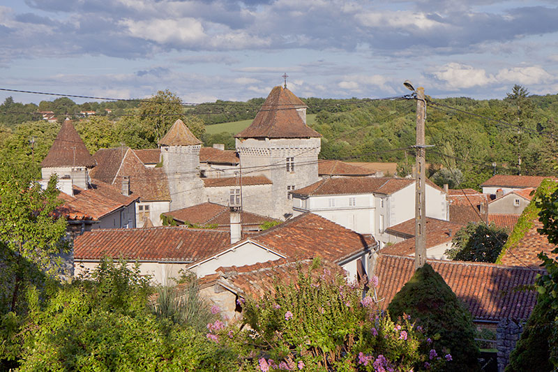 Que l'eau de Varaignes vous soit contée !