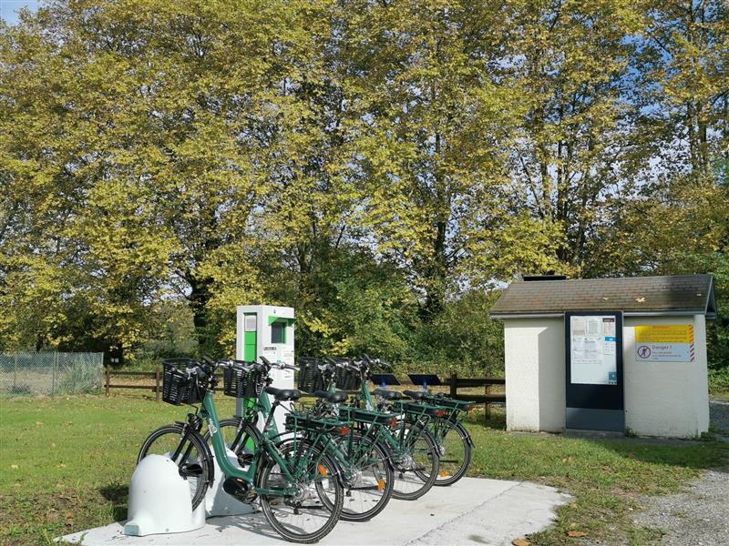 Station de location de vélos électriques
