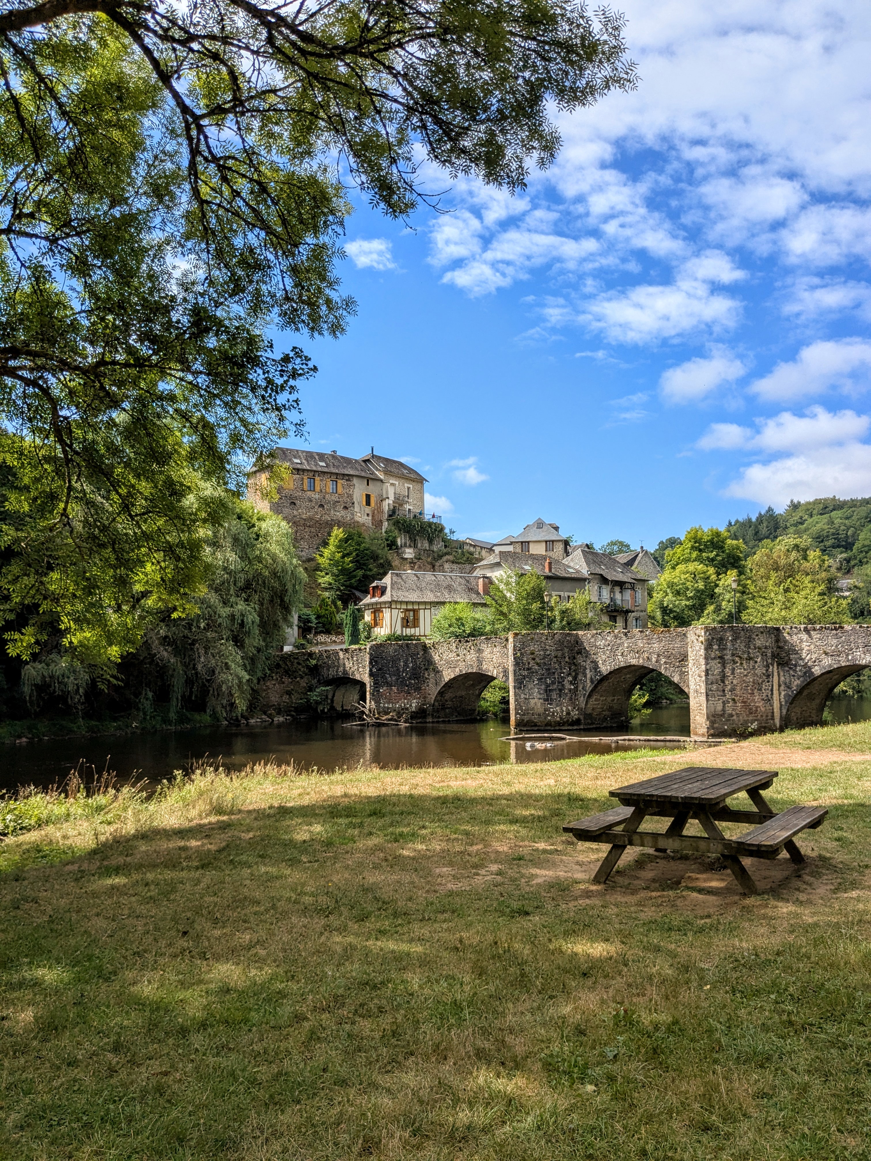 Aire de pique-nique du vieux pont — photo 2