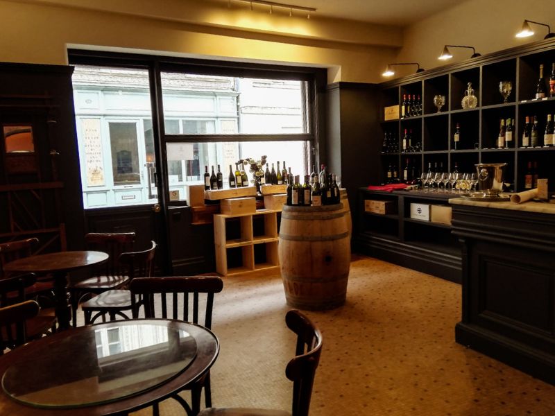 BOURG VINS FINS