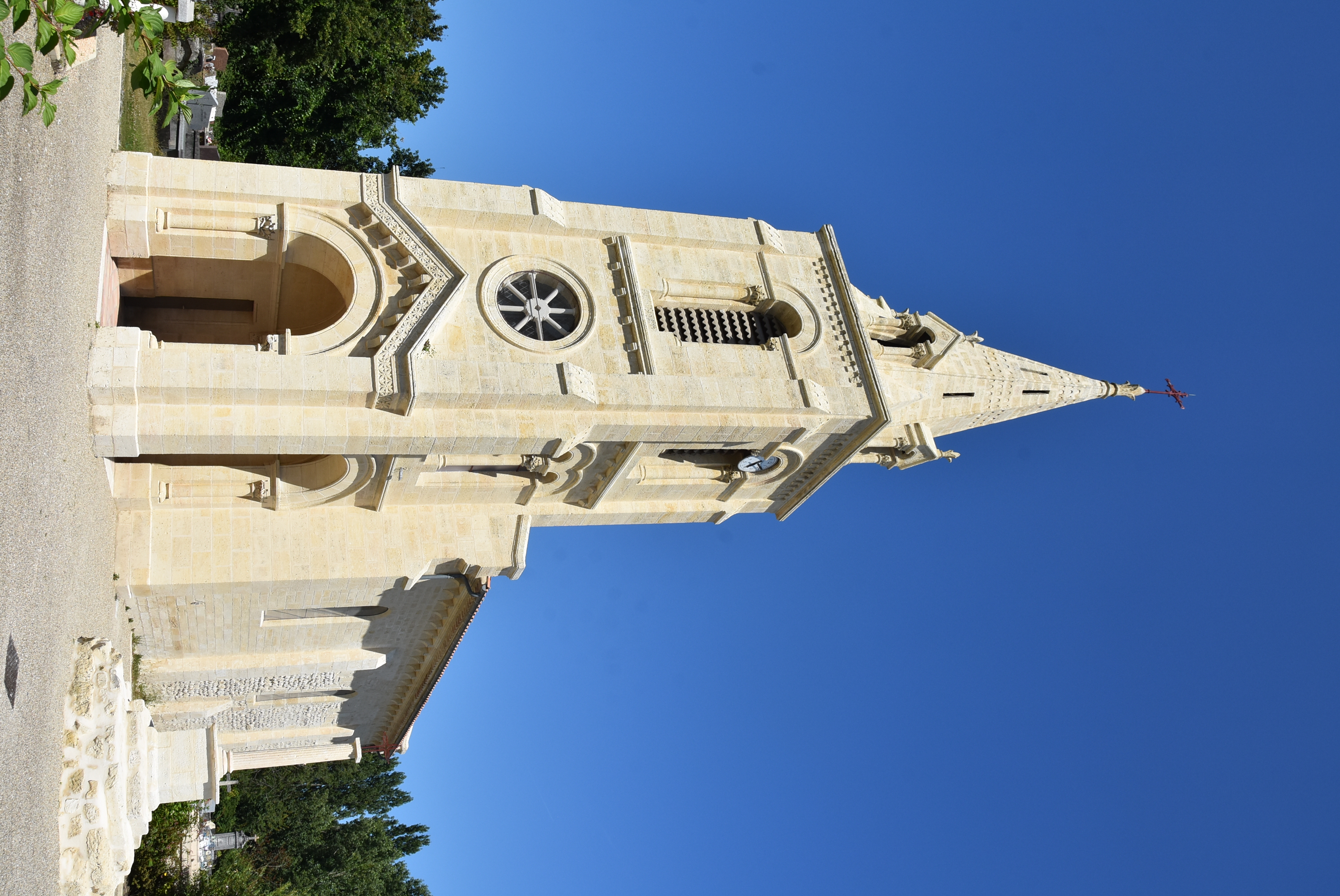 Eglise Saint-Genès de Virsac