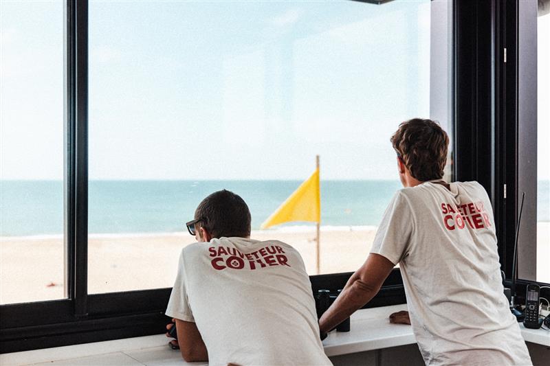 Visite des postes de secours des plages