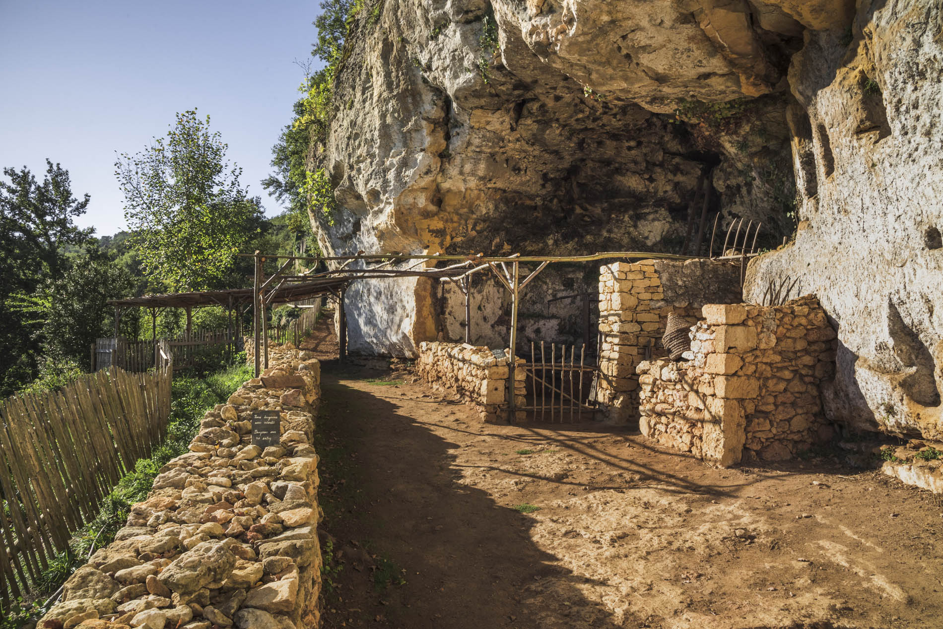 Le Village de la Madeleine, Tursac - photo 9