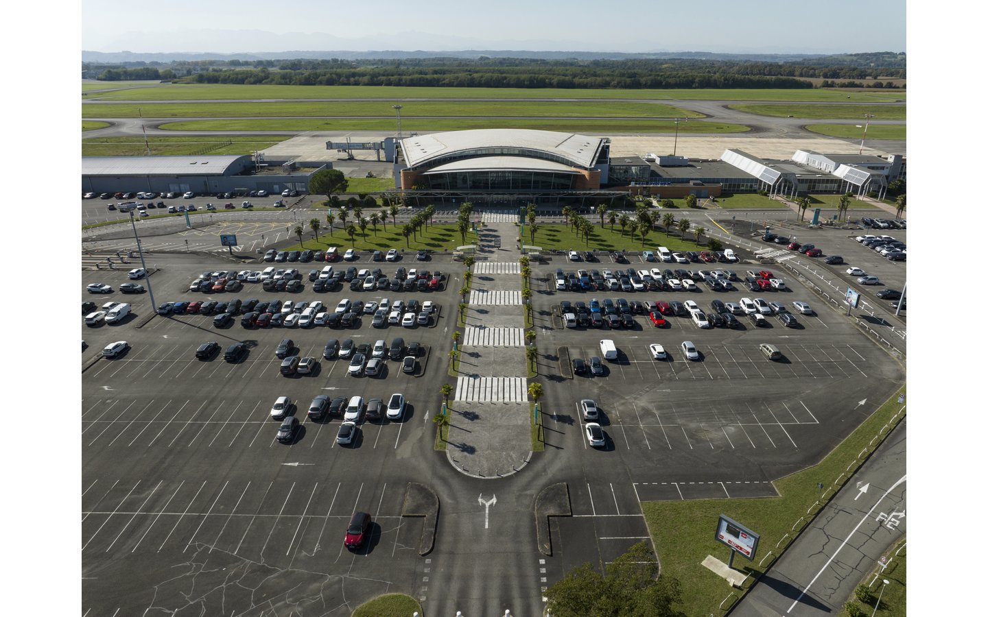 Air'Py Aéroport Pau-Pyrénées - photo 3